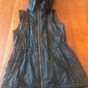 Athleta Dark Gray hooded vest with removable fur collar